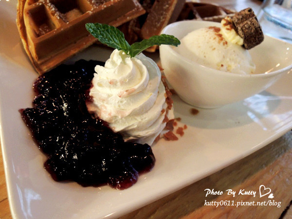 2013-12-29鬧咖啡 (20).jpg