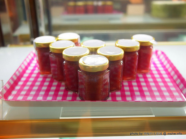 樂蒙地 L'amande:【食記】台中L’amande 樂蒙地法式甜點@西屯BRT中港新城 : 果香口感,用料實在的手作風味