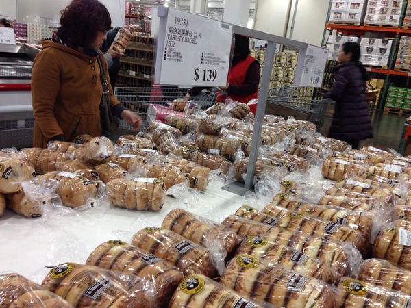 COSTCO好市多 西式餐飲部(新竹店)： 【新竹】戰利品與絕不錯過的牛肉捲和蛤蠣濃湯－COSTCO好市多新竹店