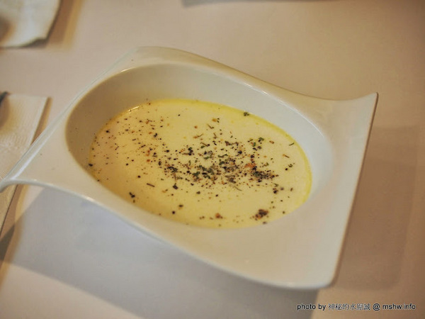 歐風巧食:【食記】台中Pietro&Eva歐風巧食複合式餐飲@北區一中街商圈 : 攤販轉店面,但…再加油吧