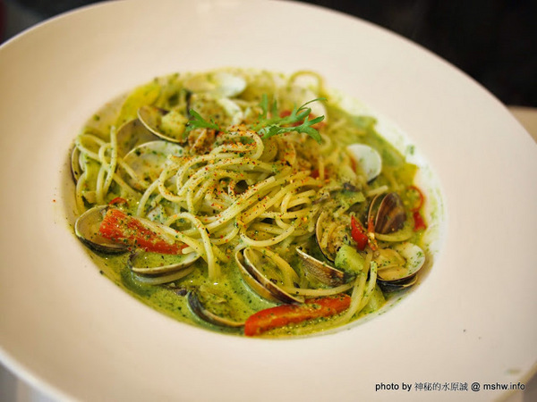 歐風巧食:【食記】台中Pietro&Eva歐風巧食複合式餐飲@北區一中街商圈 : 攤販轉店面,但…再加油吧