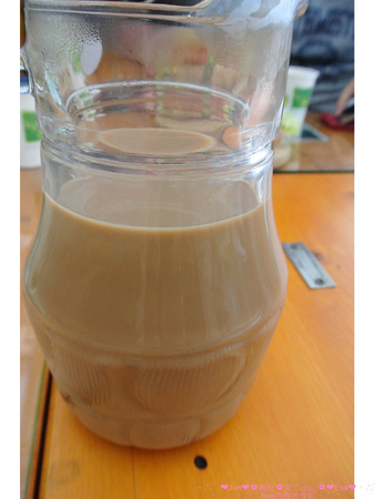 清境龍莊日式會館 -虫二小山：【食記】oO。。南投　合歡山　清境　虫二小山　pizza　潛艇堡　墨西哥捲　窯烤麵包　奶茶　咖啡　窯烤　上山吃膩小７和合菜的朋友，想要在高山吃窯烤ｐｉｚｚａ這是個新選擇！oO。o○。　