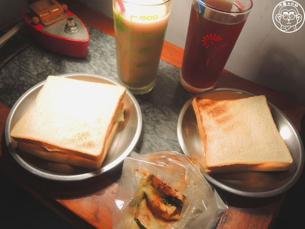 滿美吐司部：呷飽祙【新竹･滿美吐司部】紅到翻過去的宵夜美食