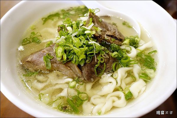 道地牛肉麵 (13).JPG