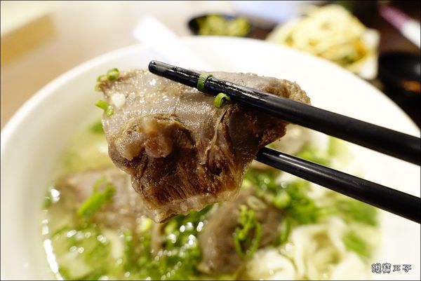 道地牛肉麵 (16).JPG