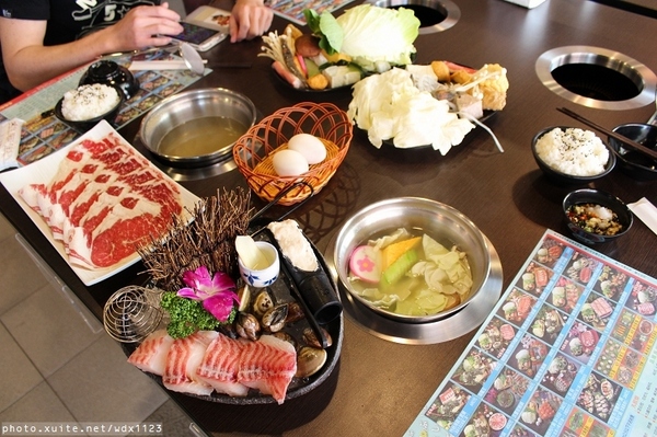 鍋仙日式涮涮鍋(食味鮮店)：鍋仙日式涮涮鍋-食味鮮店~我❤霜降牛肉~103.03.19