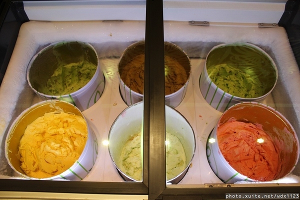 鍋仙日式涮涮鍋(食味鮮店)：鍋仙日式涮涮鍋-食味鮮店~我❤霜降牛肉~103.03.19