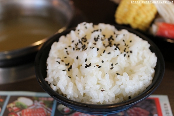 鍋仙日式涮涮鍋(食味鮮店)：鍋仙日式涮涮鍋-食味鮮店~我❤霜降牛肉~103.03.19