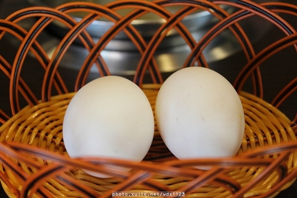 鍋仙日式涮涮鍋(食味鮮店)：鍋仙日式涮涮鍋-食味鮮店~我❤霜降牛肉~103.03.19