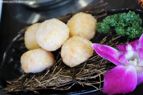 鍋仙日式涮涮鍋(食味鮮店)：鍋仙日式涮涮鍋-食味鮮店~我❤霜降牛肉~103.03.19