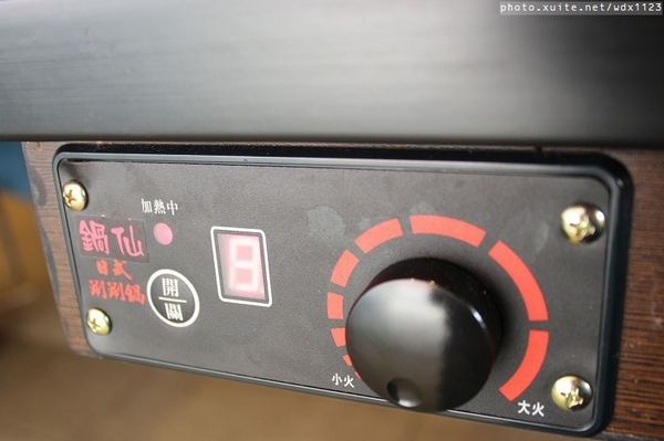 鍋仙日式涮涮鍋(食味鮮店)：鍋仙日式涮涮鍋-食味鮮店~我❤霜降牛肉~103.03.19