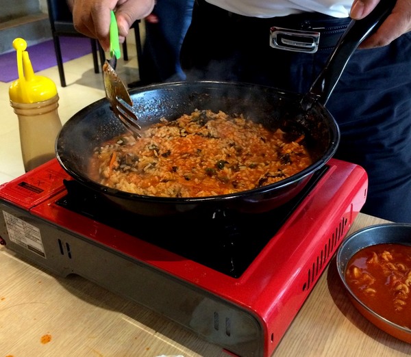 糕糕在尚韓式年糕專賣店(總店):【台北.捷運公館站】糕糕在尚-『超正統韓式料理!』