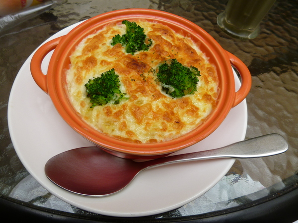 Play Coffee 普雷咖啡：【苗栗頭份】推薦薄脆有嚼勁的薄餅系列，以及獨樹一格的老闆娘－普雷咖啡