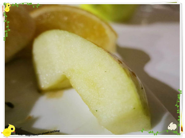 台北-板橋-花吃-花的禮物餐廳-雞腿墨魚青醬義大利麵