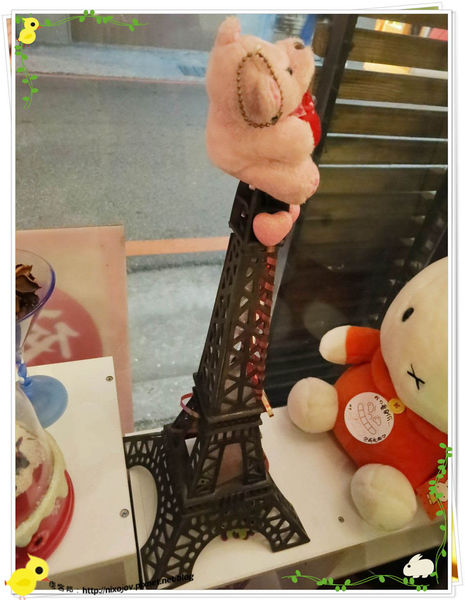 台北-板橋-花吃-花的禮物餐廳-鐵塔兔兔