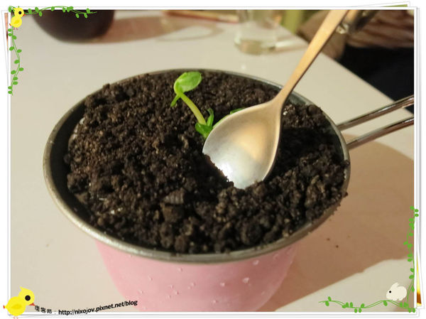 台北-板橋-花吃-花的禮物餐廳-盆子奶茶飲料