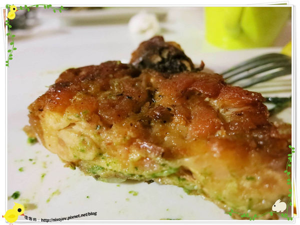 台北-板橋-花吃-花的禮物餐廳-雞腿墨魚青醬義大利麵-雞腿