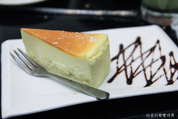 Zoe Pizza & Pasta：【食記】{高雄。新興區}甜的鹹的Zoe Pizza&Pasta 通通都有