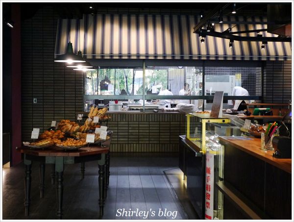 擴邦麵包Le Coin du Pain堤頂餐廳:內湖‧擴邦麵包堤頂餐廳