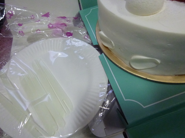 Famonn cofee 曼咖啡:【新竹】2014年的生日蛋糕,外帶回家的幸福延續-曼咖啡新竹Sogo店