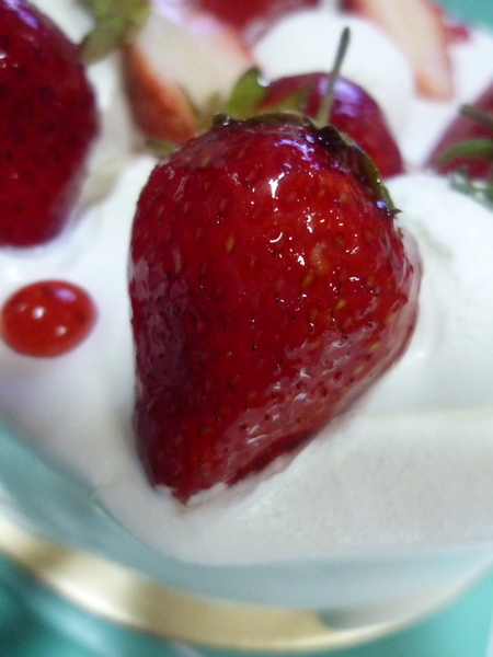 Famonn cofee 曼咖啡:【新竹】2014年的生日蛋糕,外帶回家的幸福延續-曼咖啡新竹Sogo店