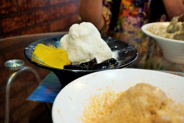 冰島雪花妹：【宜蘭】冰島雪花妹。CP值高高。喚起我的冰品魂。美味雪花冰