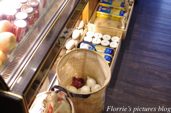 敲敲咖啡 KNOCK KAFE:台北大安區美食~敲敲咖啡KNOCK KAFE~來塊爆漿檸檬塔吧!