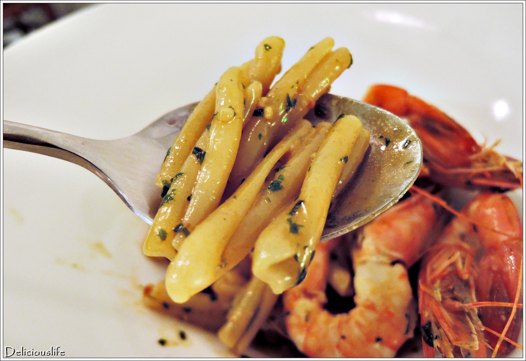 青醬鮮蝦花捲麵250-3