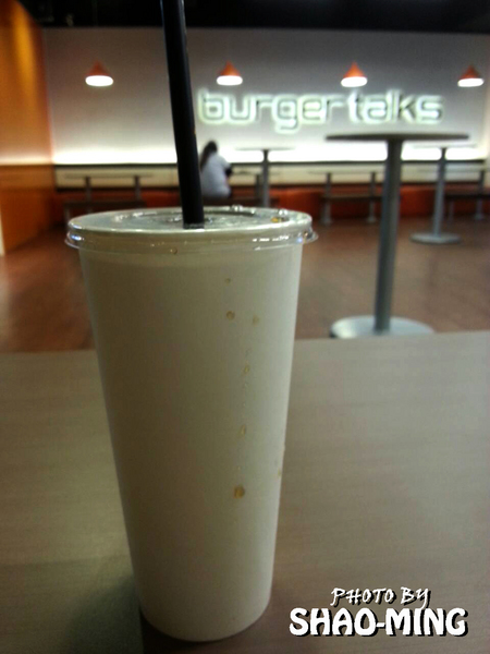 Burger Talks 淘客漢堡:(三重)東西岸道地速食『Burger Talks 淘客漢堡』新開幕優質速食餐廳