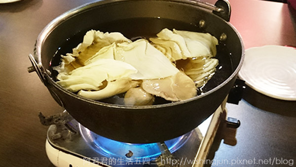 鴻園日本料理015_阿君君