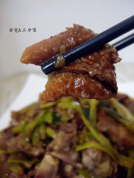 便宜坊北平烤鴨：[宅配]  便宜坊 北平烤鴨  不用出門排隊排到發瘋就可以吃到超好吃的 一鴨三吃!! 趕緊來看看是哪間這麼厲害吧!