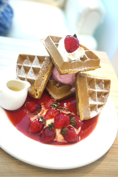 u*ki smile coffee:充滿可愛地中海藍白風情的「u*ki smile coffee」體驗