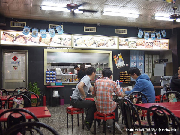 就是愛炒：【食記】台中就是愛炒@南區 : 99元平價現炒？水哥真的來爆到了…