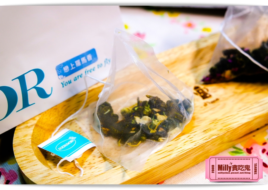 HERDOR 花漾藍絲禮盒0020