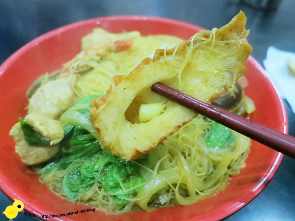 台北-三重-雞籠咖哩炒麵-料多味美的美食小吃-咖哩炒飯-咖哩米粉-赤肉湯-豬肝湯