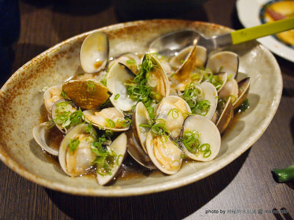 松陶居食屋創作料理:【食記】台中松陶居食屋創作料理@西區 : 再訪後的水準果然有差,蒜油蛤蠣跟酥炸牛蒡大推!