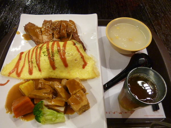 好記咖哩:【新竹】百貨美食街,模型與本尊到底可以差多少呢?-好記咖哩