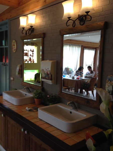 儷池咖啡屋:【口碑劵】黃色小屋的美景饗宴-儷池咖啡屋(景觀篇)