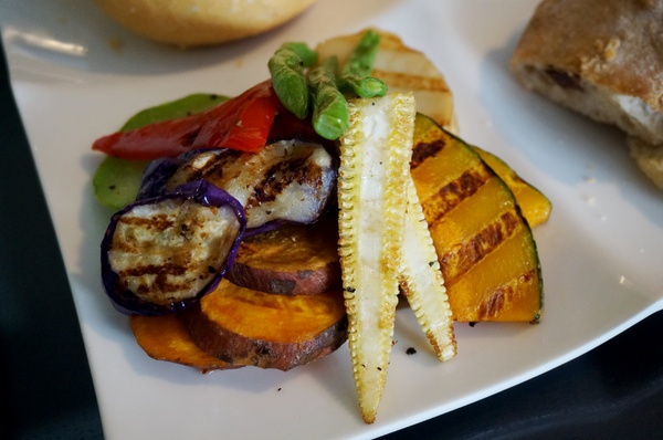 暖暖食飲：[大安] 暖暖食飲：吃了讓人心暖暖的咖哩麵包盅