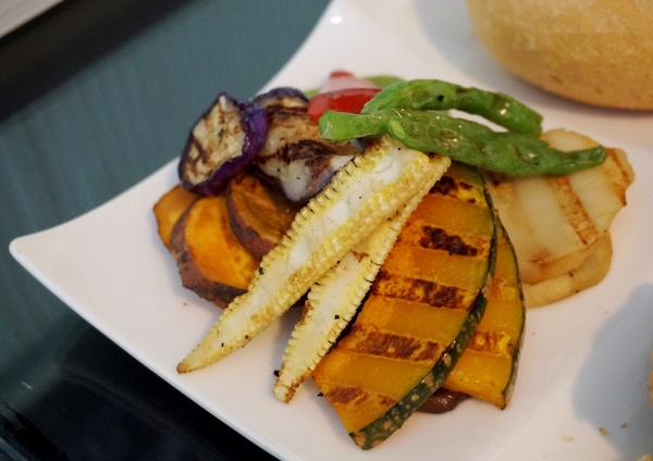 暖暖食飲：[大安] 暖暖食飲：吃了讓人心暖暖的咖哩麵包盅