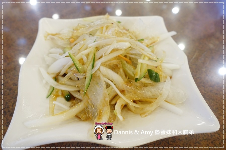 20160821《新竹芎林美食》台灣古早味甕窯雞-新竹風城店 千萬別只點招牌甕窯雞其實少見的新鮮野菜更是必點︱ 竹東交流道附近附免費停車場 ~活動花絮影片 (25).jpg