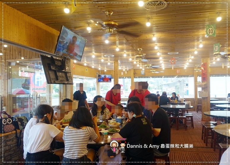 20160821《新竹芎林美食》台灣古早味甕窯雞-新竹風城店 千萬別只點招牌甕窯雞其實少見的新鮮野菜更是必點︱ 竹東交流道附近附免費停車場 ~活動花絮影片 (52).jpg