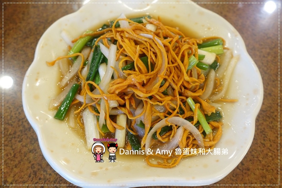 20160821《新竹芎林美食》台灣古早味甕窯雞-新竹風城店 千萬別只點招牌甕窯雞其實少見的新鮮野菜更是必點︱ 竹東交流道附近附免費停車場 ~活動花絮影片 (33).jpg