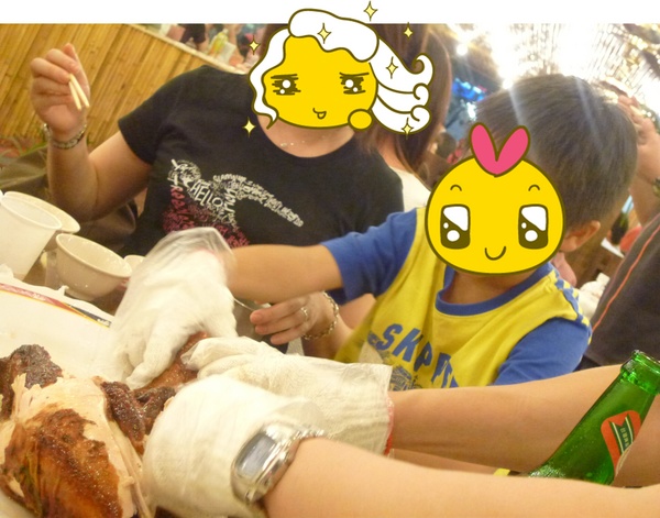 台灣古早味甕窯雞(新竹店)：【新竹芎林】金碧輝煌甕窯城，生意好到炸掉－台灣古早味甕窯雞