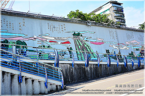 彩虹橋：【臺北】松山區。成美左岸河濱公園 彩虹橋畔《心有鎖屬》ＬＯＶＥ 愛情鎖