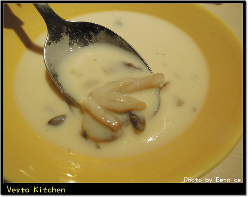 0318 Vesta Kitchen06