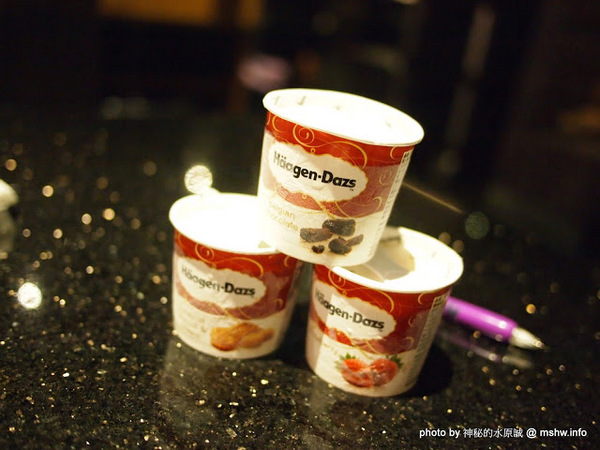 嗆頂級麻辣鴛鴦鍋(中港店)：【食記】台中嗆頂級鴛鴦麻辣鍋@西區BRT中正國小 : 小蒙牛的麻辣火鍋吃到飽,送餐快速,食材尚可…推薦給喜歡吃肉喝麻辣的人