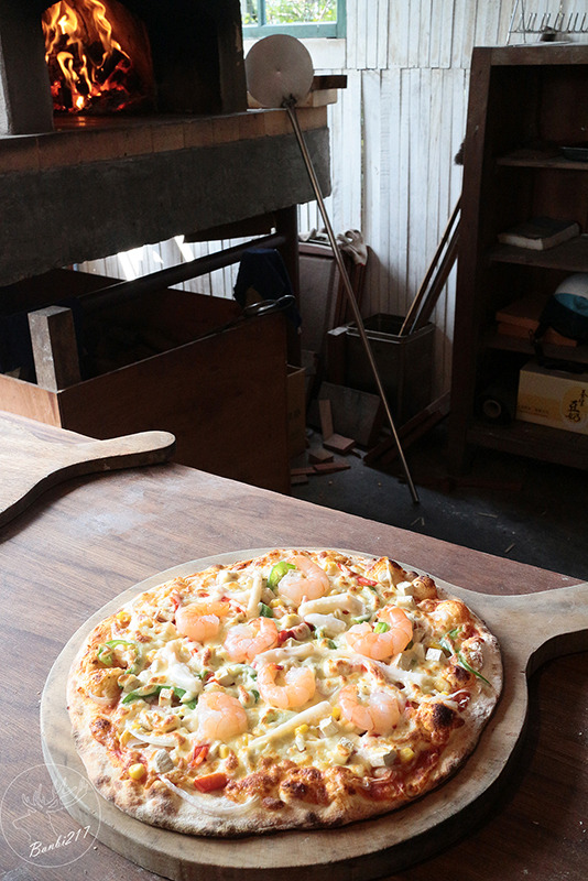 羅東(安平)窯烤披薩：[宜蘭旅遊]蘭陽玩學院-DIY手工披薩(二湖鳳梨館)[活動]