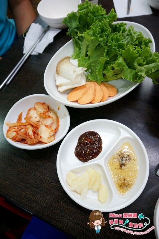 東輝韓食館:【食記】台北行天宮 東輝韓食館 吃完會讓我想念韓國的馬鈴薯排骨湯