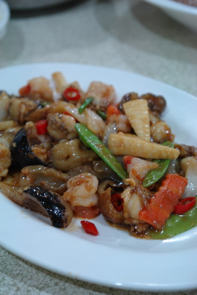 英賓海產餐廳：英賓海產餐廳--布袋港的老字號--蚵仔麵線不如前